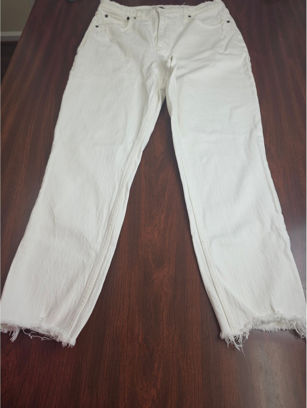 Abercrombie & Fitch The Skinny High Rise White Jeans Raw Frayed Hem Size 30/10